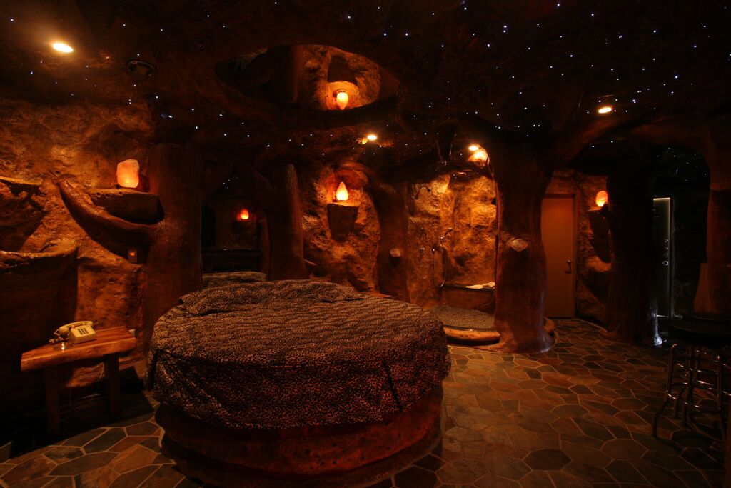 Cave Room Hotel